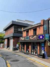 A Window to Joseon: The Charm of Bukchon Hanok