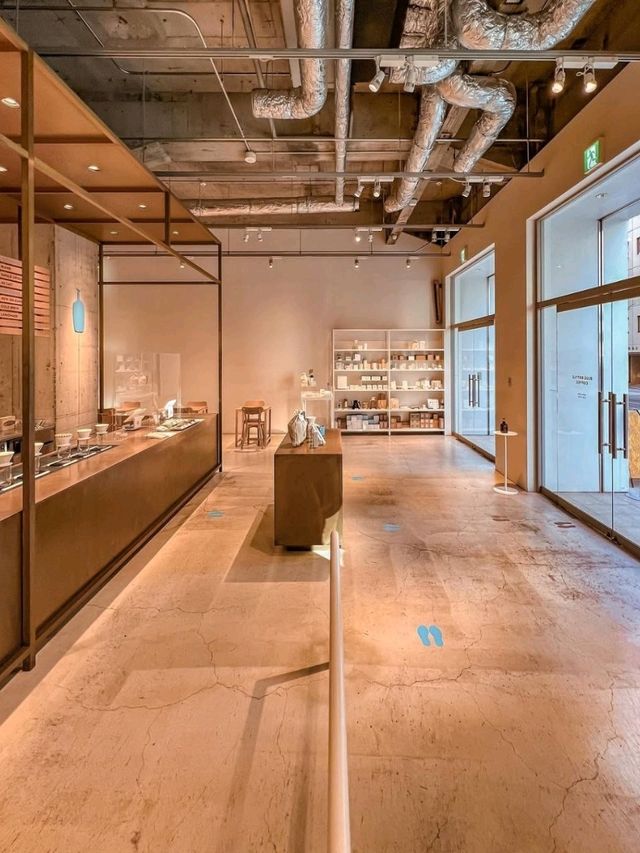 Blue Bottle Coffee Kobe