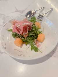觀塘隱世型格風意大利Cafe  主打手工意粉同Pizza 