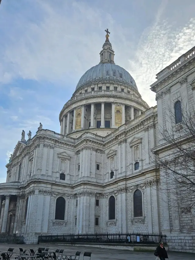 How to Spend 1 Night and 2 Days Exploring London's Key Attractions