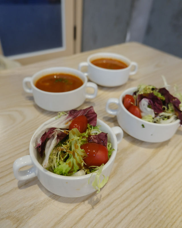 純白小清新刺蝟cafe 純白小清新刺蝟cafe