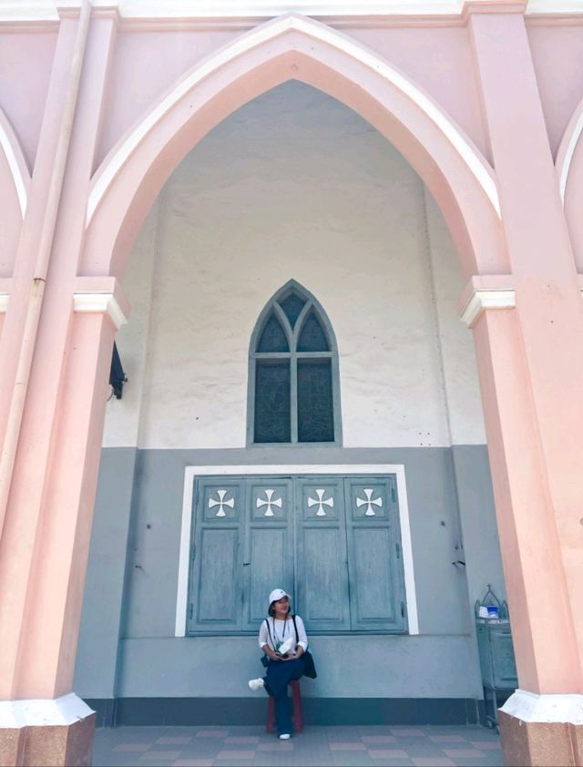 โบสถ์สีชมพู (Danang Cathedral) @เวียดนาม🇻🇳
