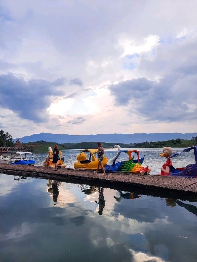 รีวิวที่พัก Angnamtong View Resort Muang Fuang🇱🇦