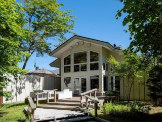 Hakodate Onuma Tsuruga Resort: A Fairytale Escape in Hokkaido