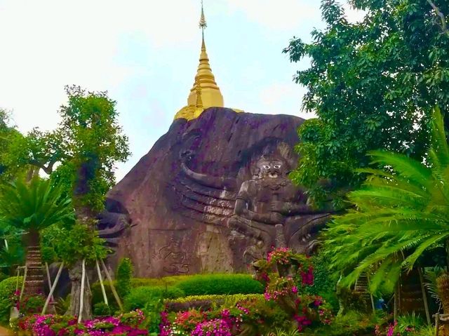 穿越森林與佛陀雕刻──Wat Tham Pha Daen 探索之旅