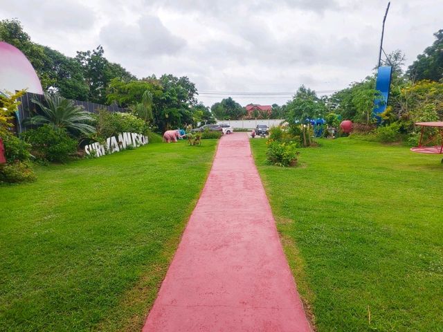สุริยาแลนด์ สัตหีบ