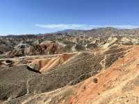  Detailed Guide to 七彩丹霞 – China’s Rainbow Mountains 🌈