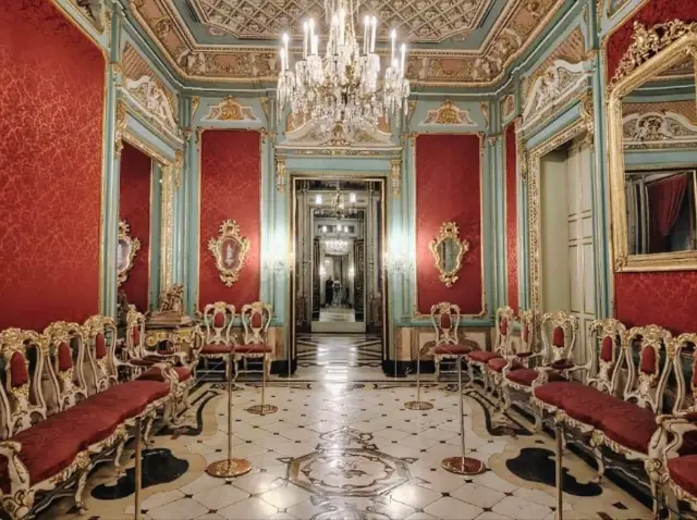 Valencia | The Palace of the Marquis of Dos Aguas: A Magical Journey Through a Ceramics Museum