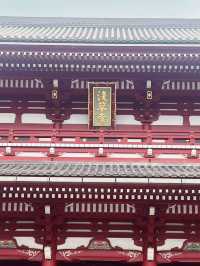 🏮 Sensō-ji Temple: Tokyo's Crimson Heart Where Ancient Gods Dance! 🎎