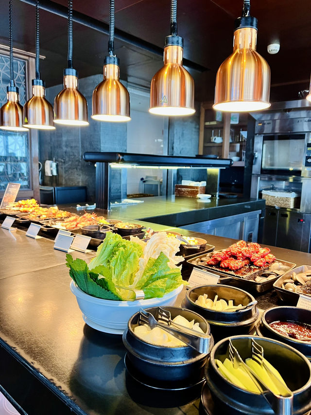 Lunch with a View: 63 Grill, Hanoi 🇻🇳🍱🍴🥢 Lunch with a View: 63 Grill, Hanoi 🇻🇳🍱🍴🥢