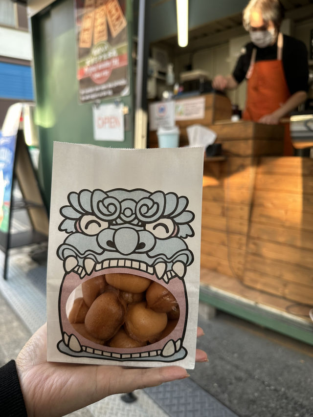 可愛大獅子-大阪難波八阪神社