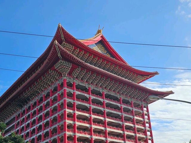 圓山大飯店：站在山頭上的中式建築巨作