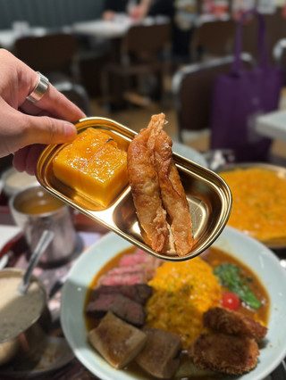 人氣抵食餐廳‼️．超滑溜の日式蛋包飯
