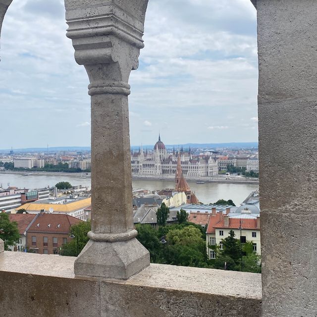 🇭🇺匈牙利首都 — 布達佩斯 — 📍景點2: 漁人堡 Halászbástya Fisherman’s Bastion