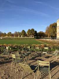 Paris | Enjoy the autumn vibe of Luxembourg Gardens like Parisian