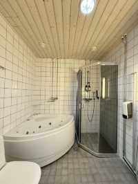 Hotelli Pikku-Syöte: Scenic Getaway with Skiing, a Private Jacuzzi & Cozy Comfort
