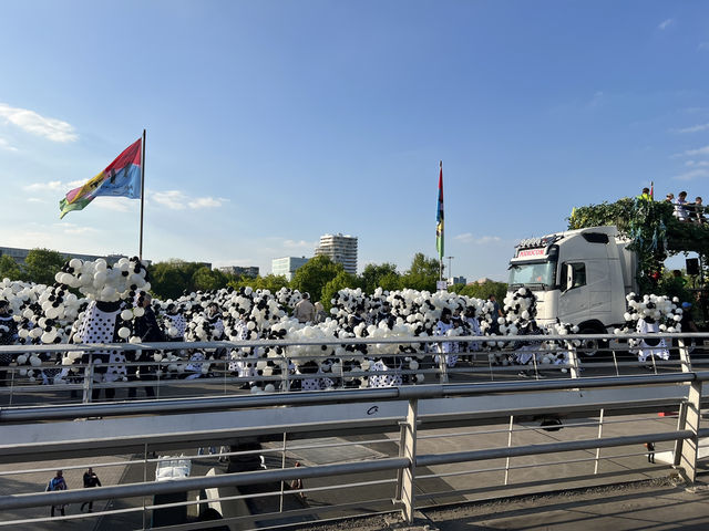 被藝術點亮的夜晚：我們在Lille3000 開幕式的奇幻體驗