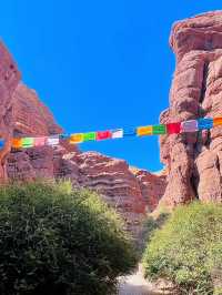 🏜️ China’s Secret Grand Canyon – Silk Road Scenery That’ll Take Your Breath Away