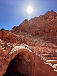 🚗 Ride-Sharing in Amman & Getting to Petra on a Budget 🏛️🧭