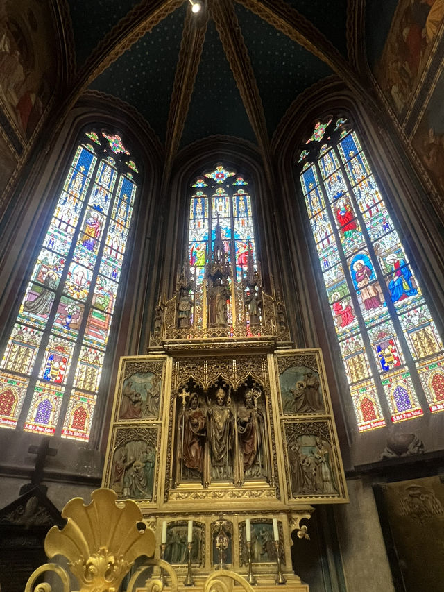History, Hills, and Views – Prague Castle Day