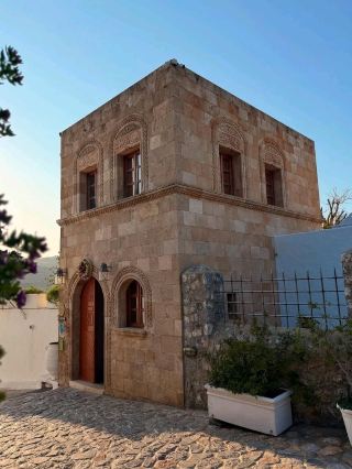 🏛 Lindos: Ancient Beauty and Aegean Charm Combined 🇬🇷✨