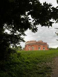  The Russian Versailles: A Walk Through Tsaritsyno  