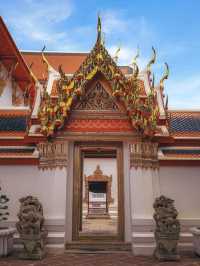 🌿 Wat Pho – The Reclining Heart of Bangkok’s Spiritual Heritage