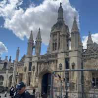 A Timeless Escape to Cambridge – Where History Meets Charm!
