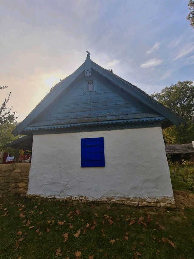 🍂 The Village Museum in Bucharest – A Peaceful Autumn 