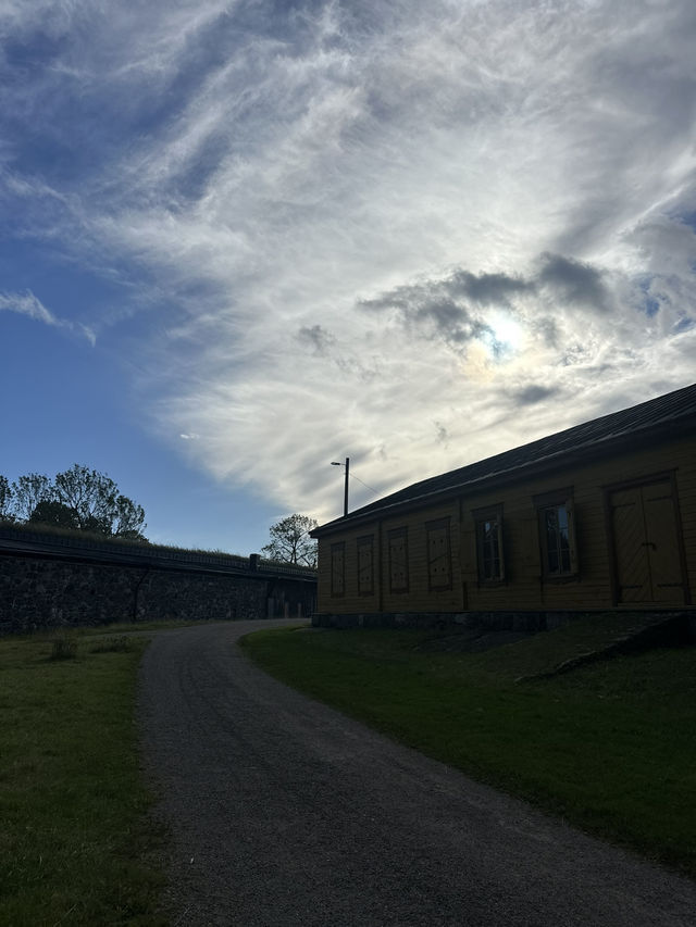🇫🇮 🍂🍁Suomenlinna might be you next autumn destination 🇫🇮 🍂🍁Suomenlinna might be you next autumn destination