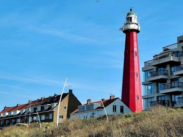 Scheveningen Guide — Beach, Pier, and Coastal Vibes 🐟🍸