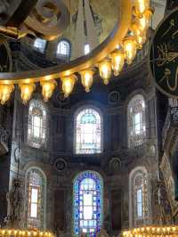 The Majestic Hagia Sophia: A Must-Visit in Istanbul! 🕌✨
