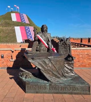 Where Legend Meets Sky: Exploring Kościuszko Mound in Kraków 🇵🇱✨