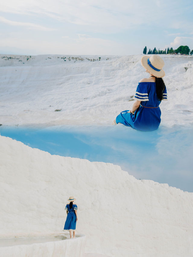 Turkey | Falling into a dreamy cotton castle.