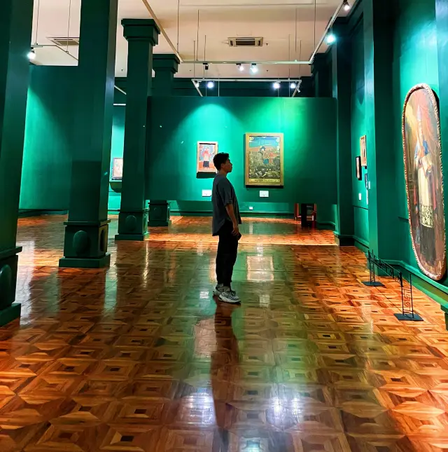 The National Museum is definitely a pilgrimage site for art lovers!