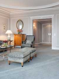 🌟 Lisbon's Luxe Lodgings: Top Picks for Your Stay 🏨✨
