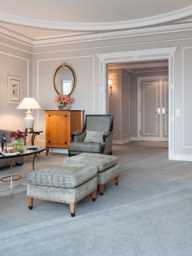 🌟 Lisbon's Luxe Lodgings: Top Picks for Your Stay 🏨✨