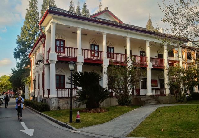 華東政法大學長寧校區