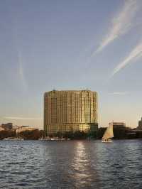 🌟 Cairo's Chic Sleeps: Four Seasons Nile Plaza 🌟