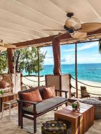 🌴✨ Madagascar Marvels: Tsarabanjina's Top Stays! 🏝️🛌