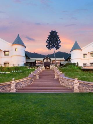 🌟 Mussoorie Magic: Stay in Style at The Savoy 🏨✨