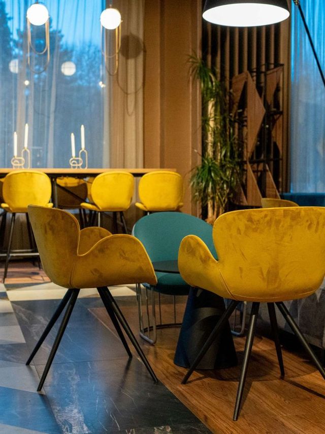 🌟 Brasov Bliss: Discover Radisson Blu Aurum! 🏨