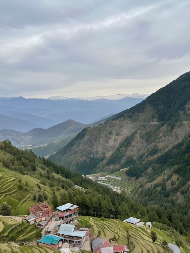 🌟✈️ Dalhousie Delights: Cozy Stays & Mountain Views 🏔️🛌