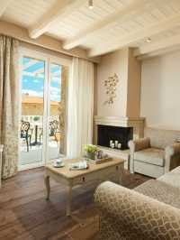 🏛️ Sparta's Luxe Retreat: Kyniska Palace Highlights 🌟