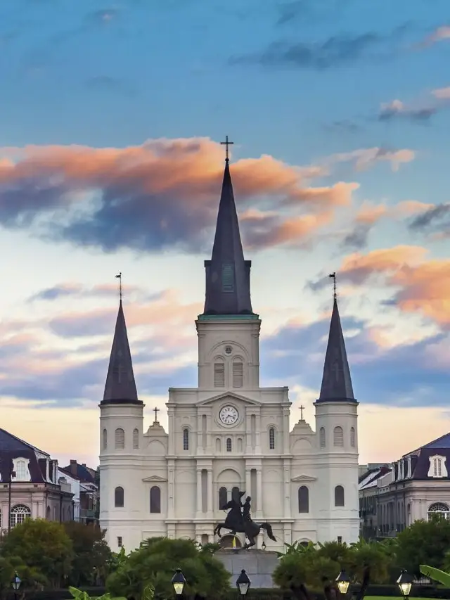 🌟✨ New Orleans Luxury: Ritz-Carlton Raves! 🏨✨