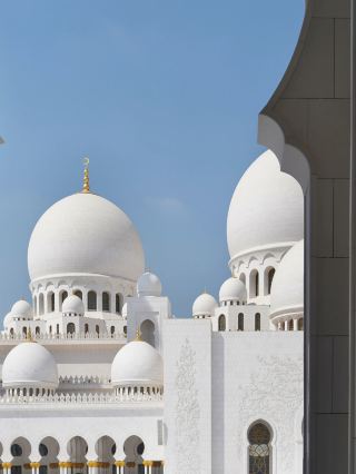 7-day visa-free trip to the UAE, fly direct and go