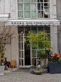 深圳市大芬油畫村：藝術的繽紛樂園