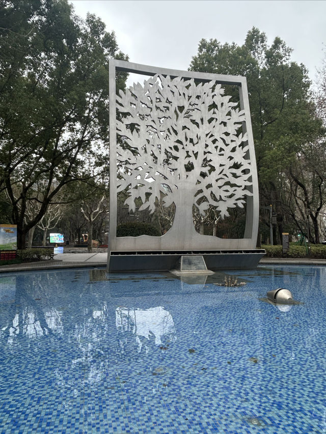 尋找春天的色彩，就來徐家匯公園吧