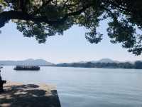 西湖美景和雷峰塔