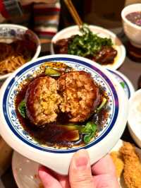 蕪湖八佰伴還是厲害的…皖南首店 ！ ！ ！